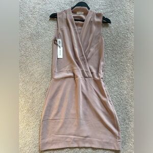 Brand new Babaton Phoenix Dress